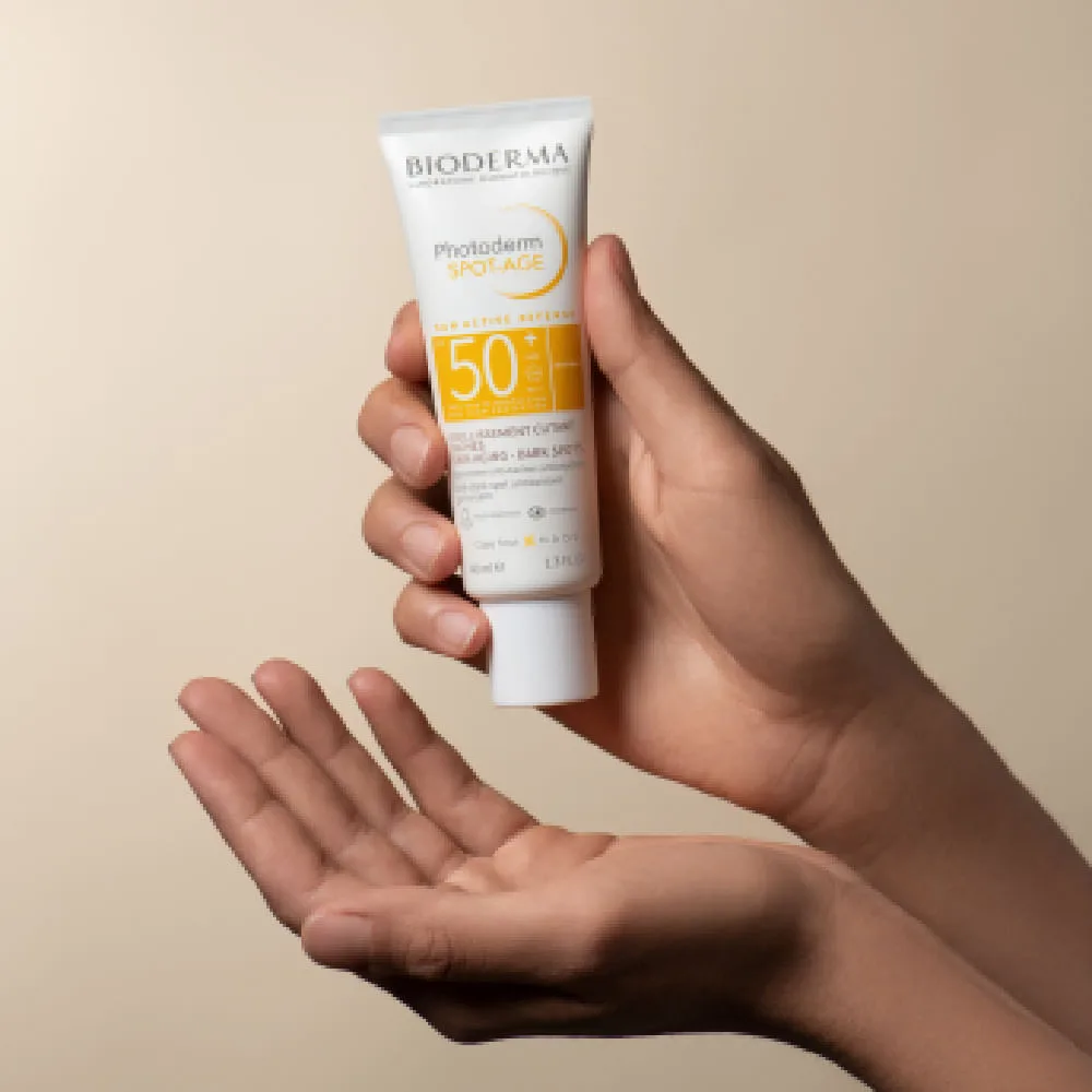 Protetor Solar Facial Bioderma Photoderm Spot Age FPS50+ Anti-idade Anti-marcas 40ml