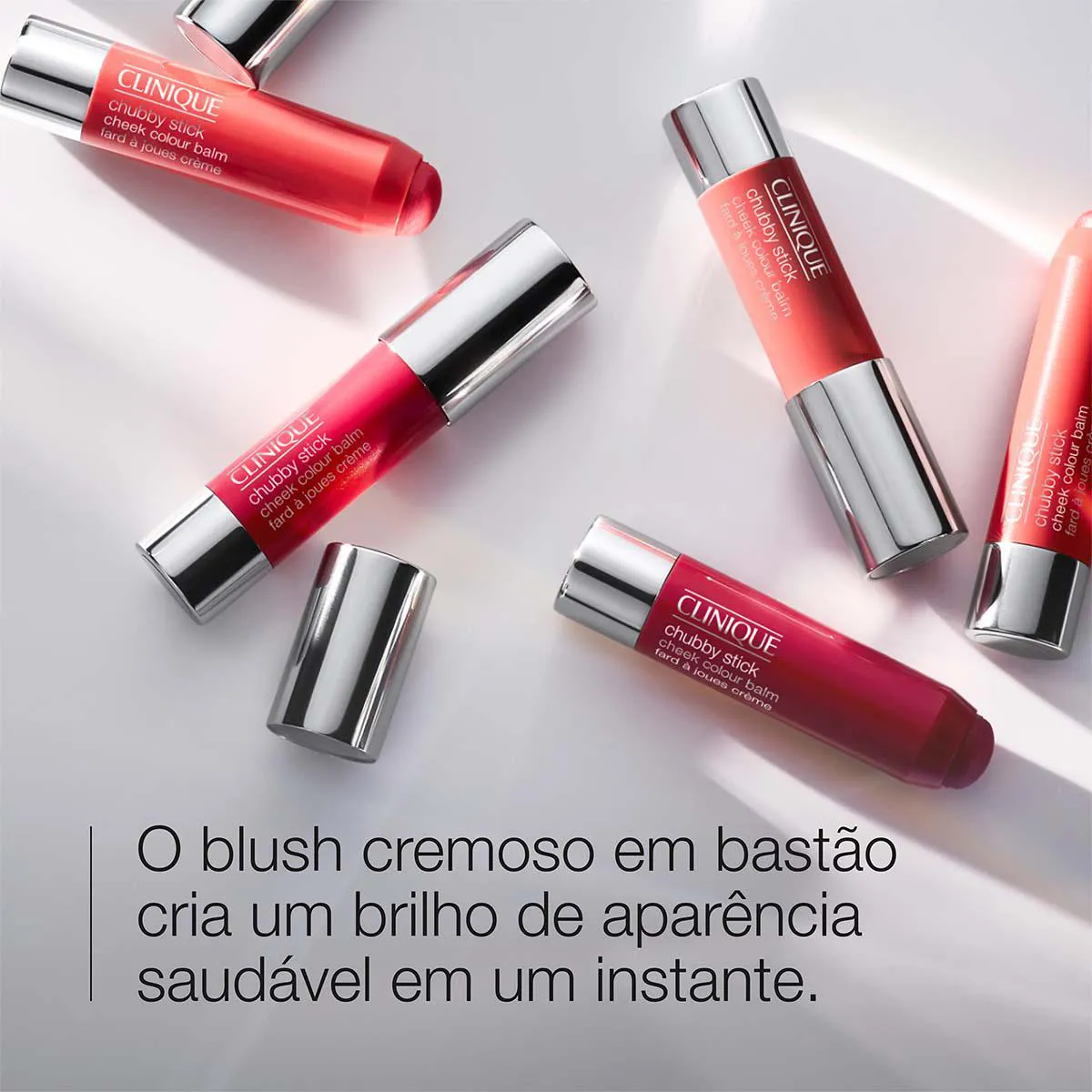 Blush em Bastão Clinique Chubby Stick 6g - Robust Rhubarb